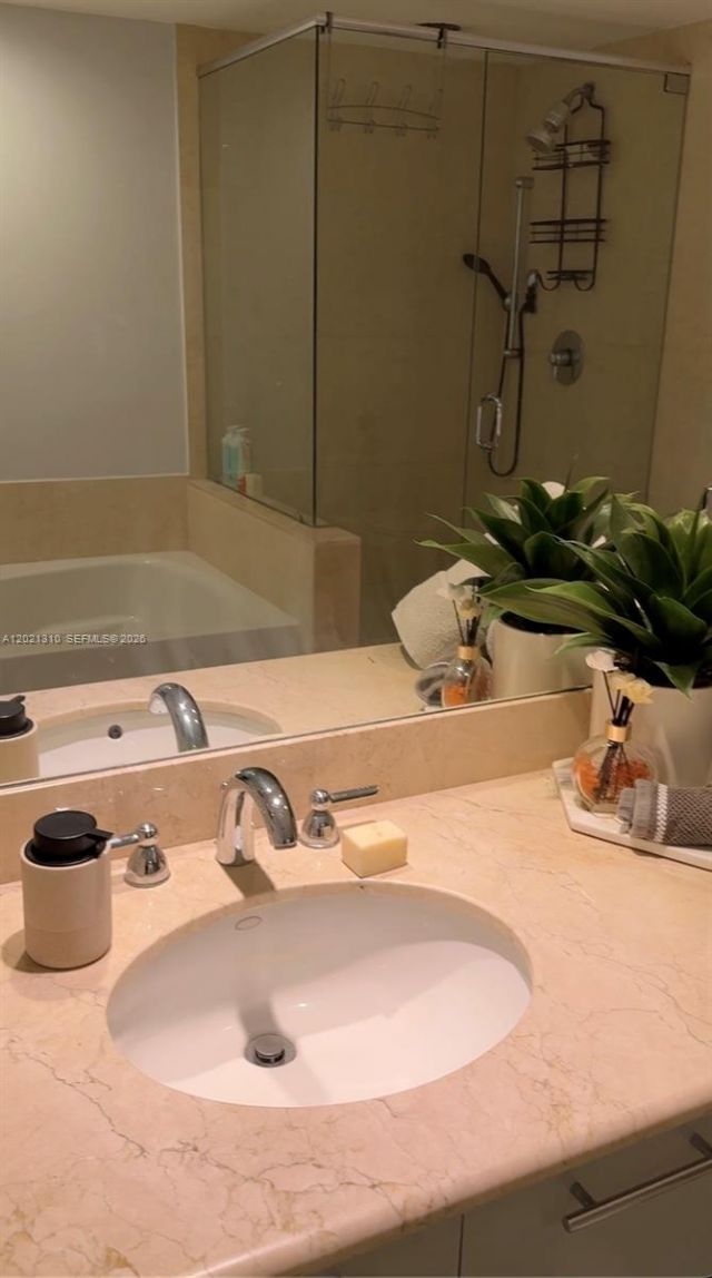 50 Biscayne Blvd , Unit 2501, Miami, FL 33132 Photo