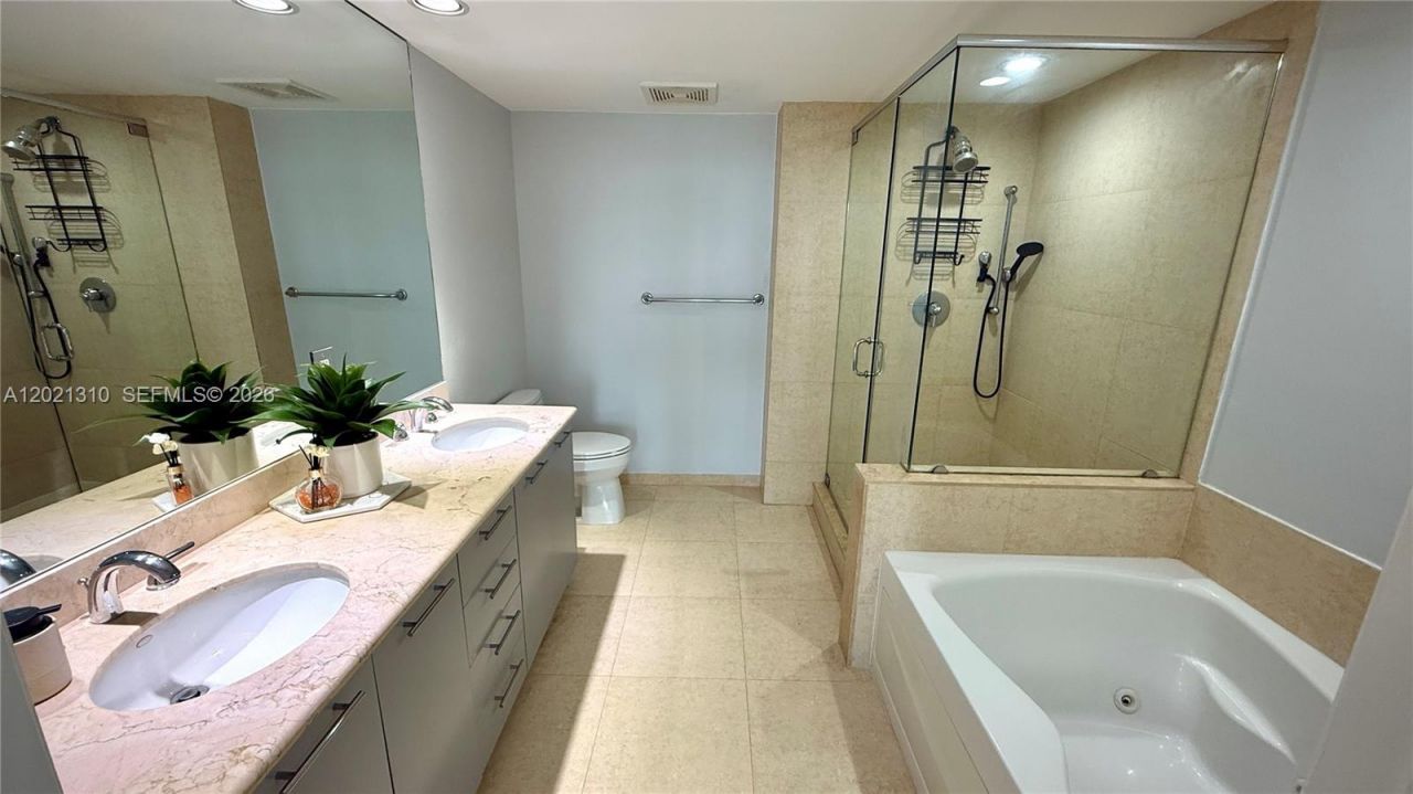 50 Biscayne Blvd, Unit 2501, Miami, FL 33132 Photo