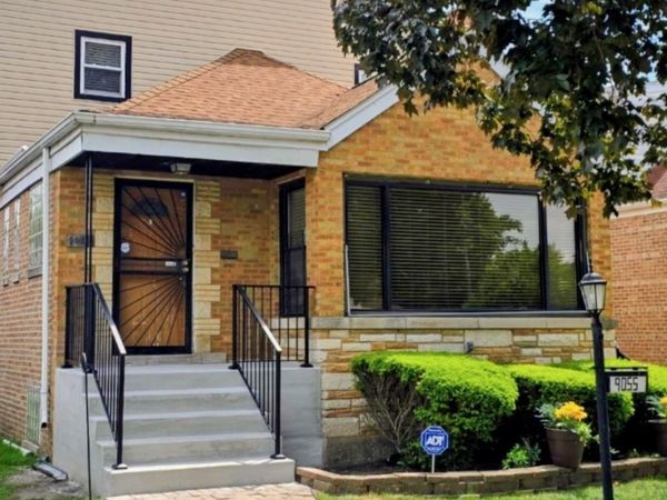 9055 S Luella Avenue, Chicago, IL 60617