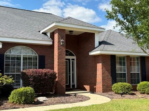 9580 Estate Drive S, Mobile, AL 36695