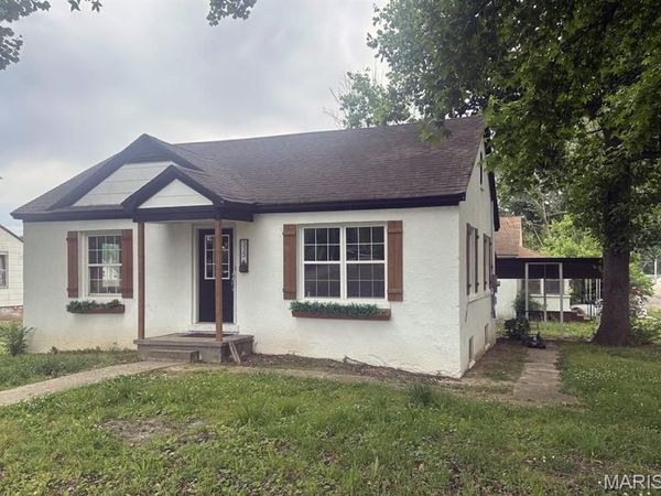 315 S Park Lane , Dexter, MO 63841