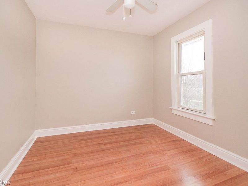 19211 Shawnee Avenue, Unit 2/UP, Cleveland, OH 44119 Photo 13