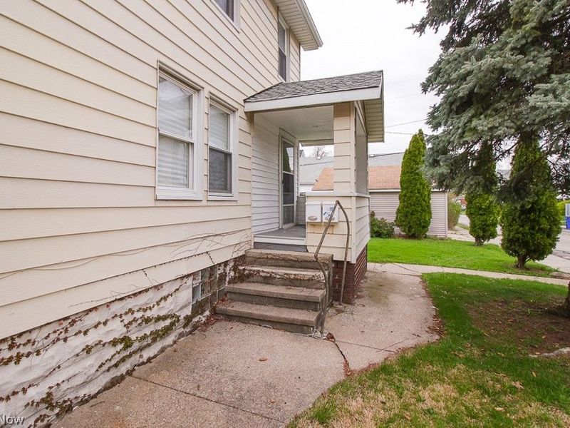 19211 Shawnee Avenue, Unit 2/UP, Cleveland, OH 44119 Photo 20