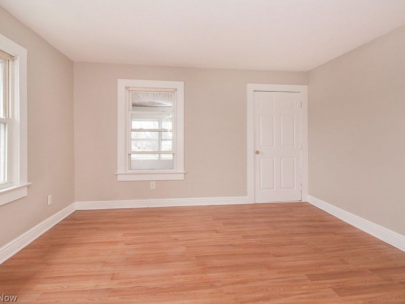 19211 Shawnee Avenue, Unit 2/UP, Cleveland, OH 44119 Photo 3