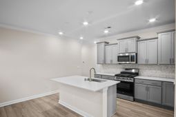 1324 Wykham Park Dr. photo 4