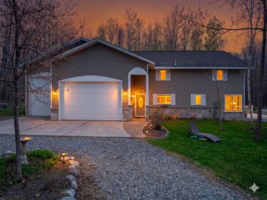 21564 Sugarbush Lane, Cohasset, MN 55721