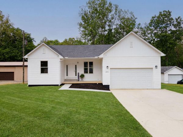 445 Linnville Road SE, Heath, OH 43056