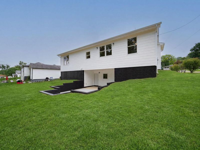 445 Linnville Road SE, Heath, OH 43056 Photo 5