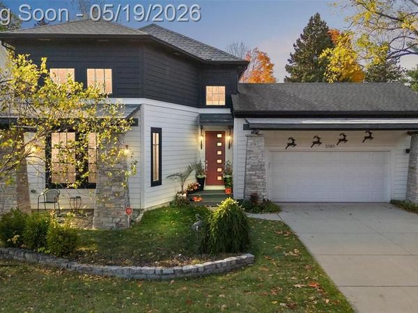 3181 Rabeeh Drive, Auburn Hills, MI 48326