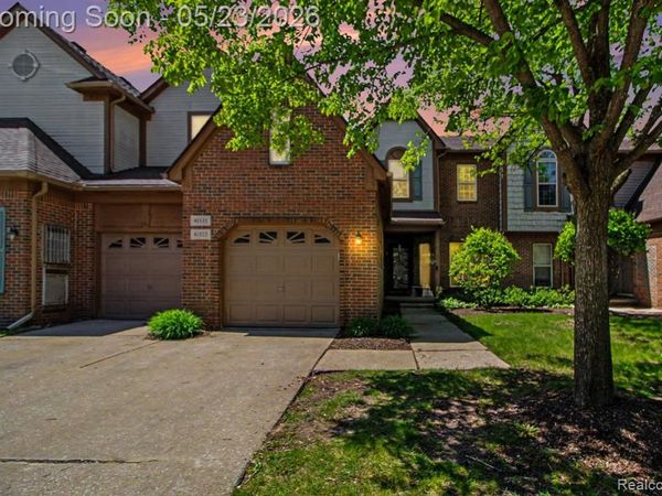 41535 Copper Creek Drive, CANTON, MI 48187