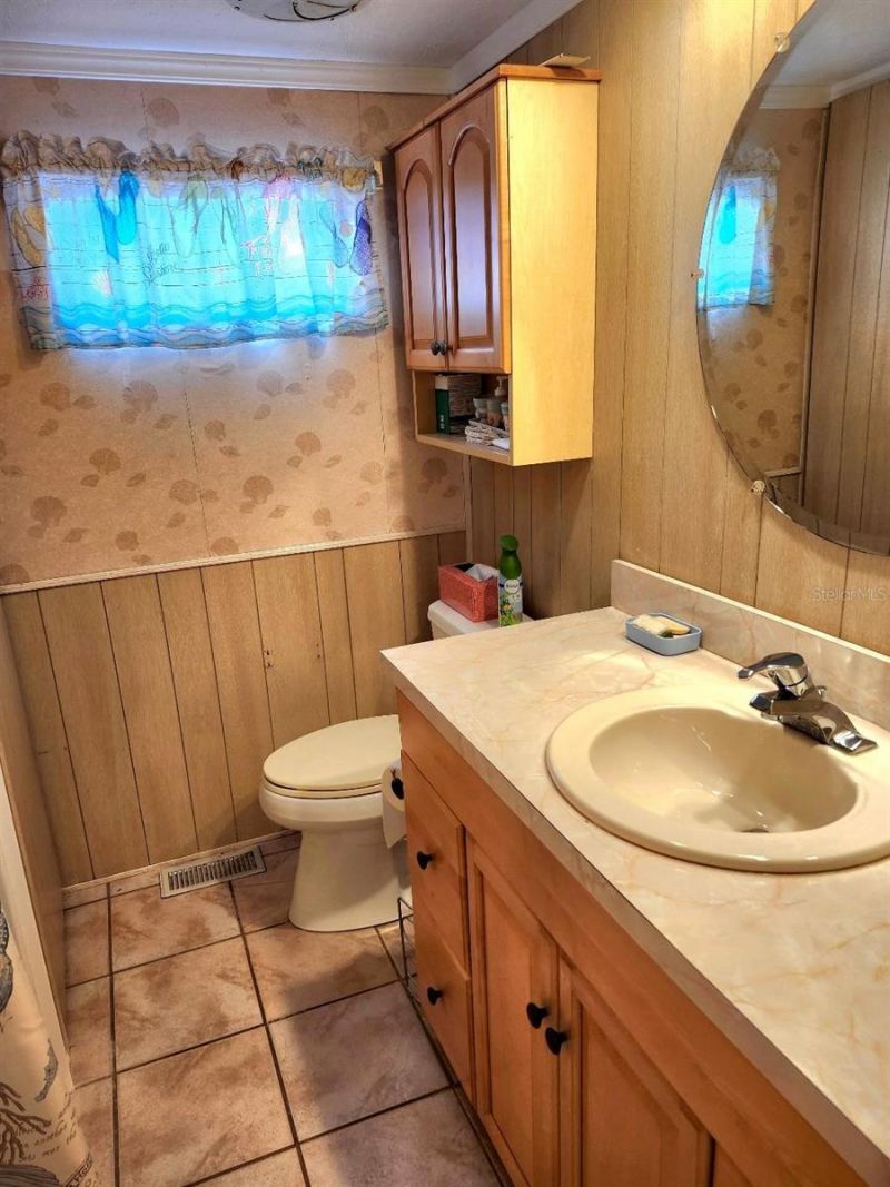 2018 Indiana Avenue , Bradenton, FL 34207 Photo