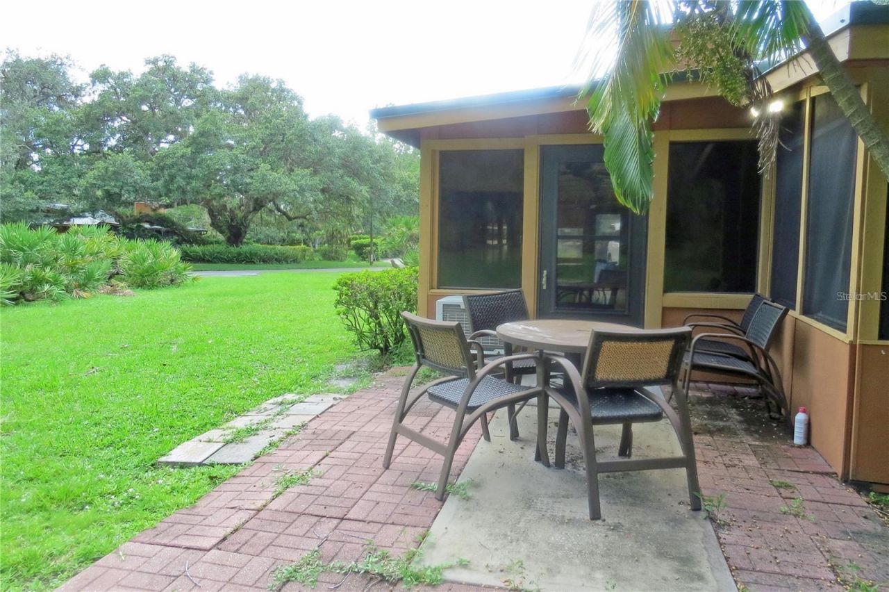 454 Cottage Circle, Unit 454, River Ranch, FL 33867 Photo