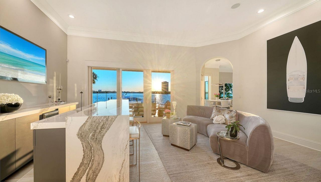 344 W Royal Flamingo Drive, Sarasota, FL 34236 Photo