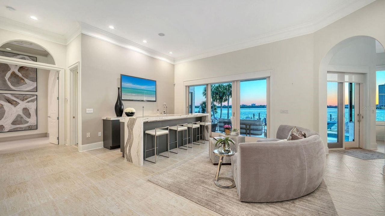 344 W Royal Flamingo Drive, Sarasota, FL 34236 Photo