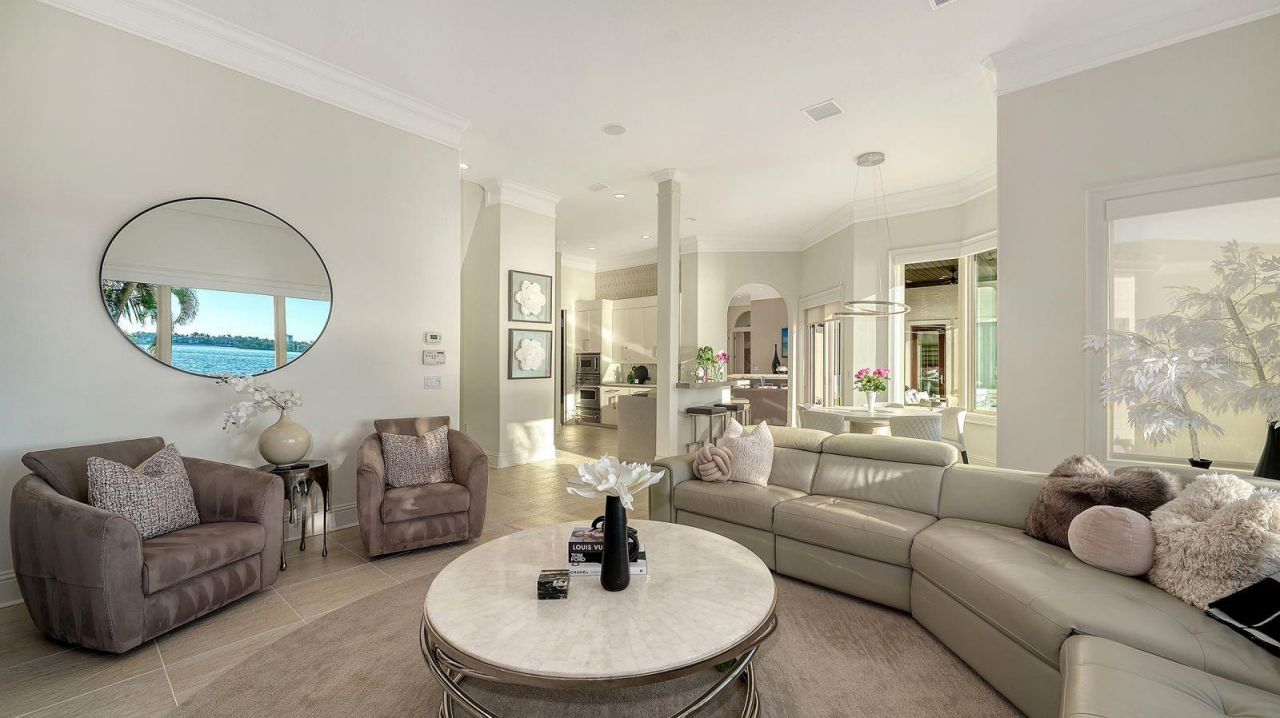 344 W Royal Flamingo Drive, Sarasota, FL 34236 Photo