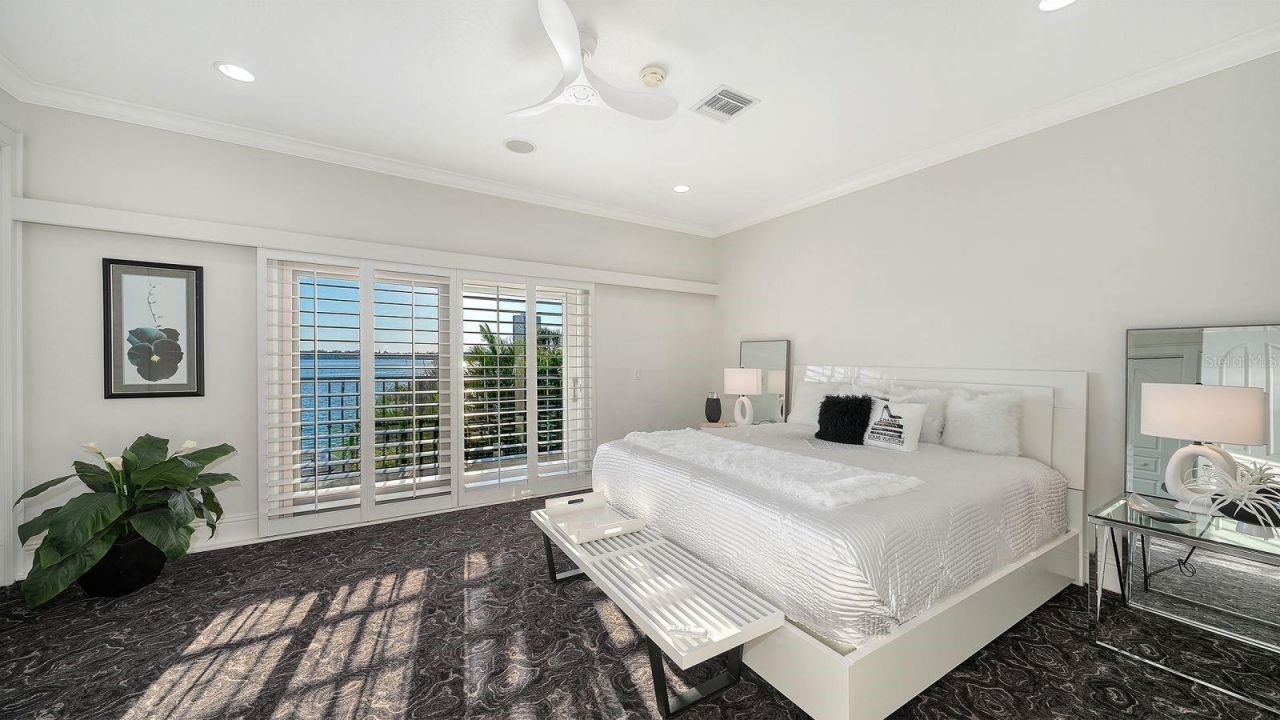 344 W Royal Flamingo Drive, Sarasota, FL 34236 Photo