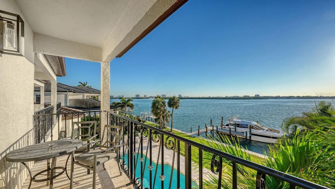344 W Royal Flamingo Drive, Sarasota, FL 34236 Photo