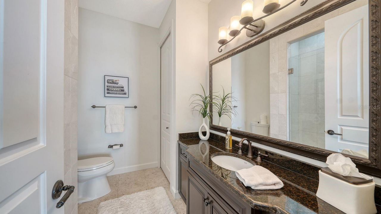 344 W Royal Flamingo Drive, Sarasota, FL 34236 Photo