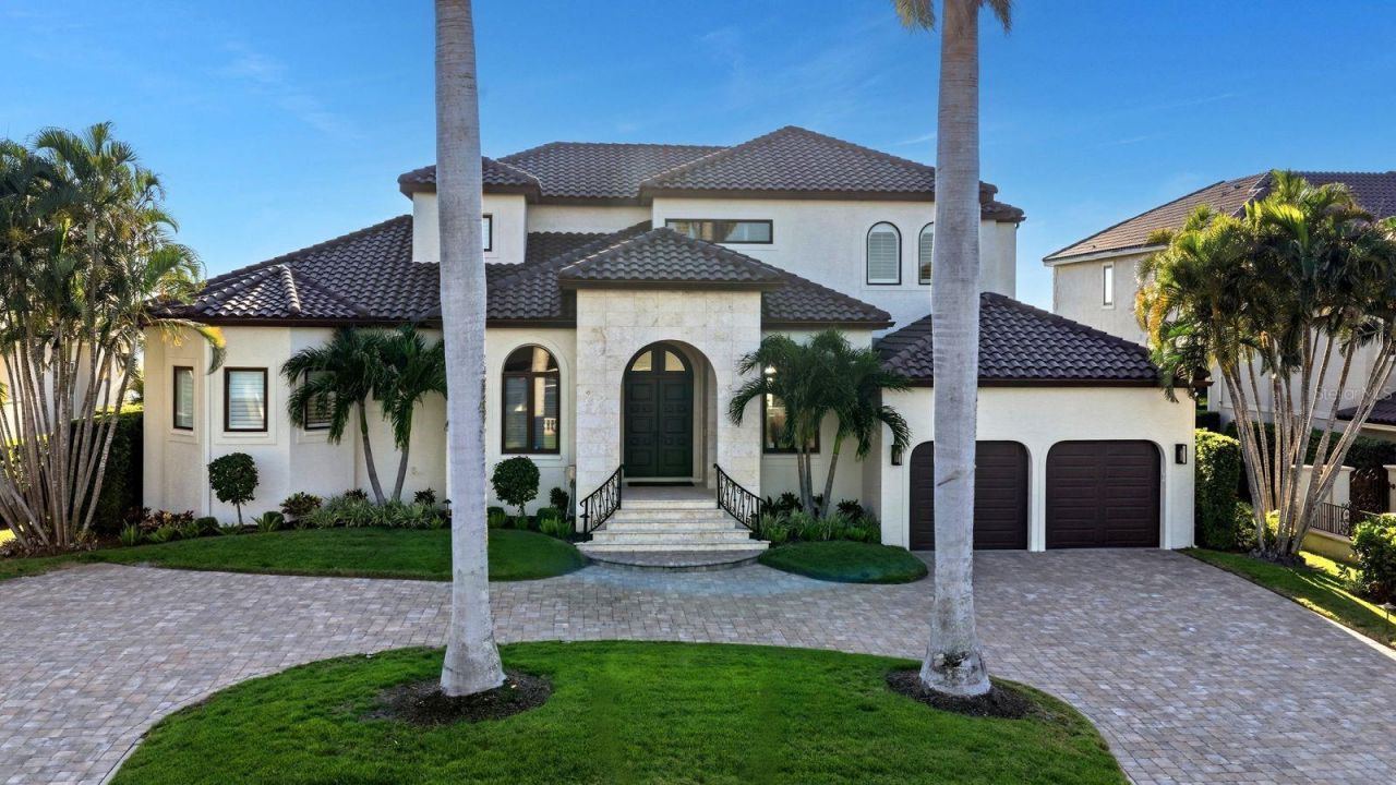 344 W Royal Flamingo Drive, Sarasota, FL 34236 Photo