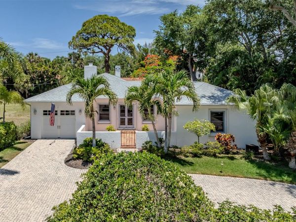 628 GRANADA AVENUE , VENICE, FL 34285