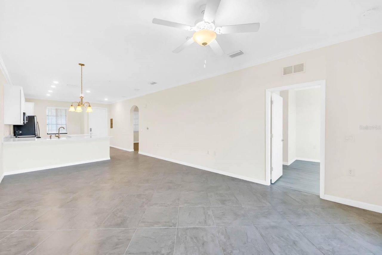 17510 Gawthrop Drive , Unit 404, Bradenton, FL 34211 Photo