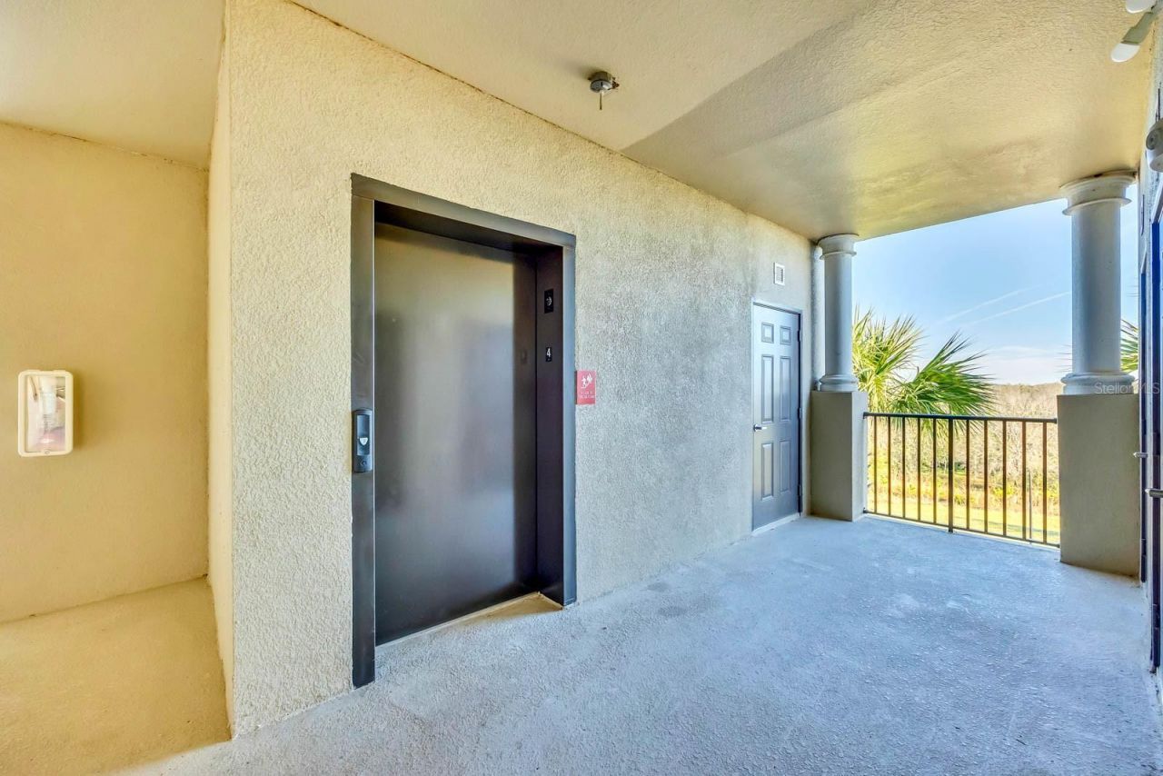 17510 Gawthrop Drive , Unit 404, Bradenton, FL 34211 Photo