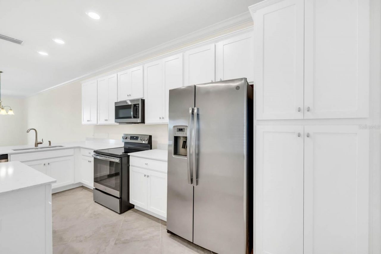 17510 Gawthrop Drive , Unit 404, Bradenton, FL 34211 Photo