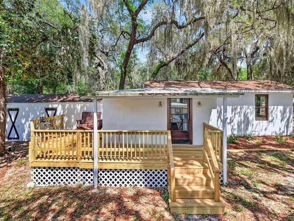 1708 INDIAN TRAIL , LEESBURG, FL 34748