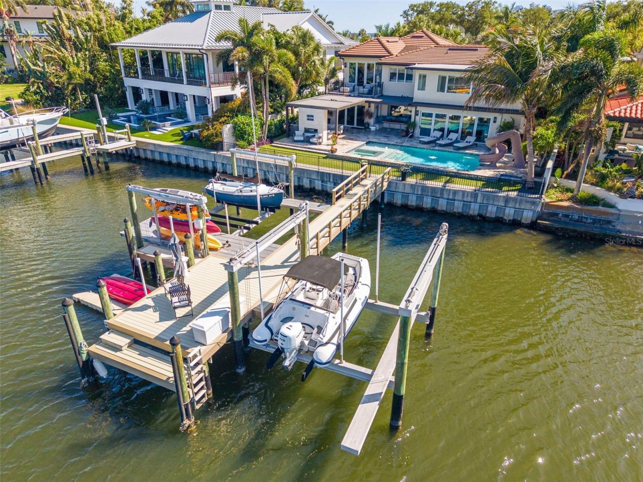 725 Brightwaters Boulevard Ne, Saint Petersburg, FL 33704 Photo