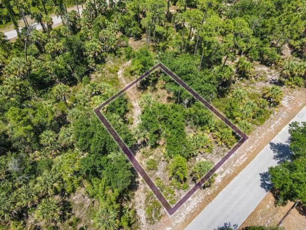 17420 IAGO AVENUE , PORT CHARLOTTE, FL 33954