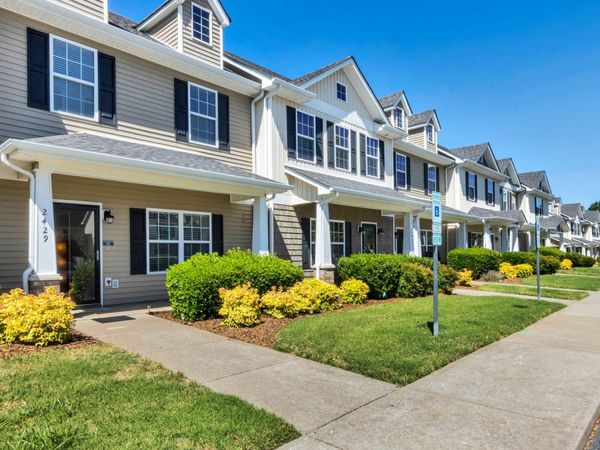 2429 New Holland Cir , Murfreesboro, TN 37128