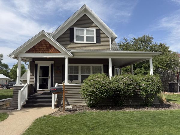  504 E 6th Ave, Mitchell, SD 57301