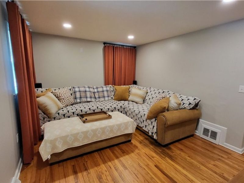 5110 Montauk Avenue, Parma, OH 44134 Photo 2