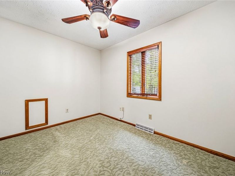 10108 Fair Road, Strongsville, OH 44149 Photo 16