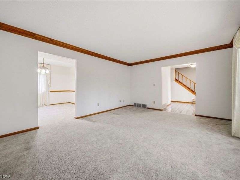 10108 Fair Road, Strongsville, OH 44149 Photo 4