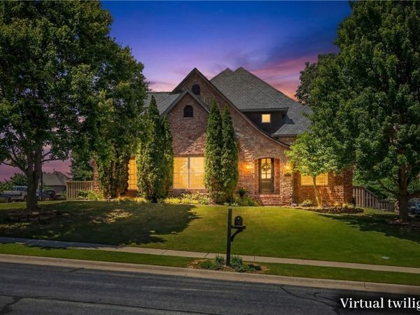 1505 NE Chapel Hill Drive , Bentonville, AR 72712