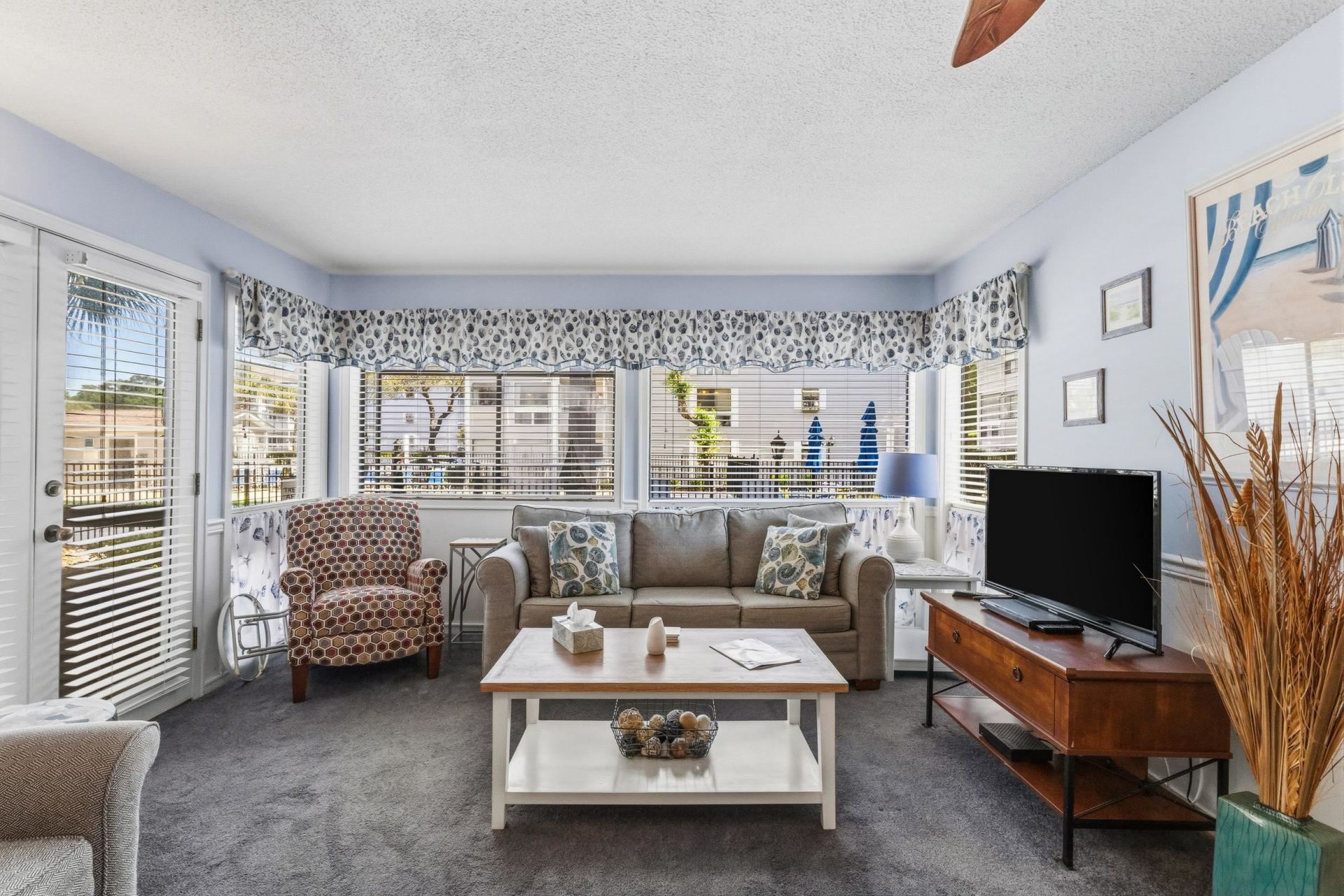 351 Lake Arrowhead Rd.  Photo 4