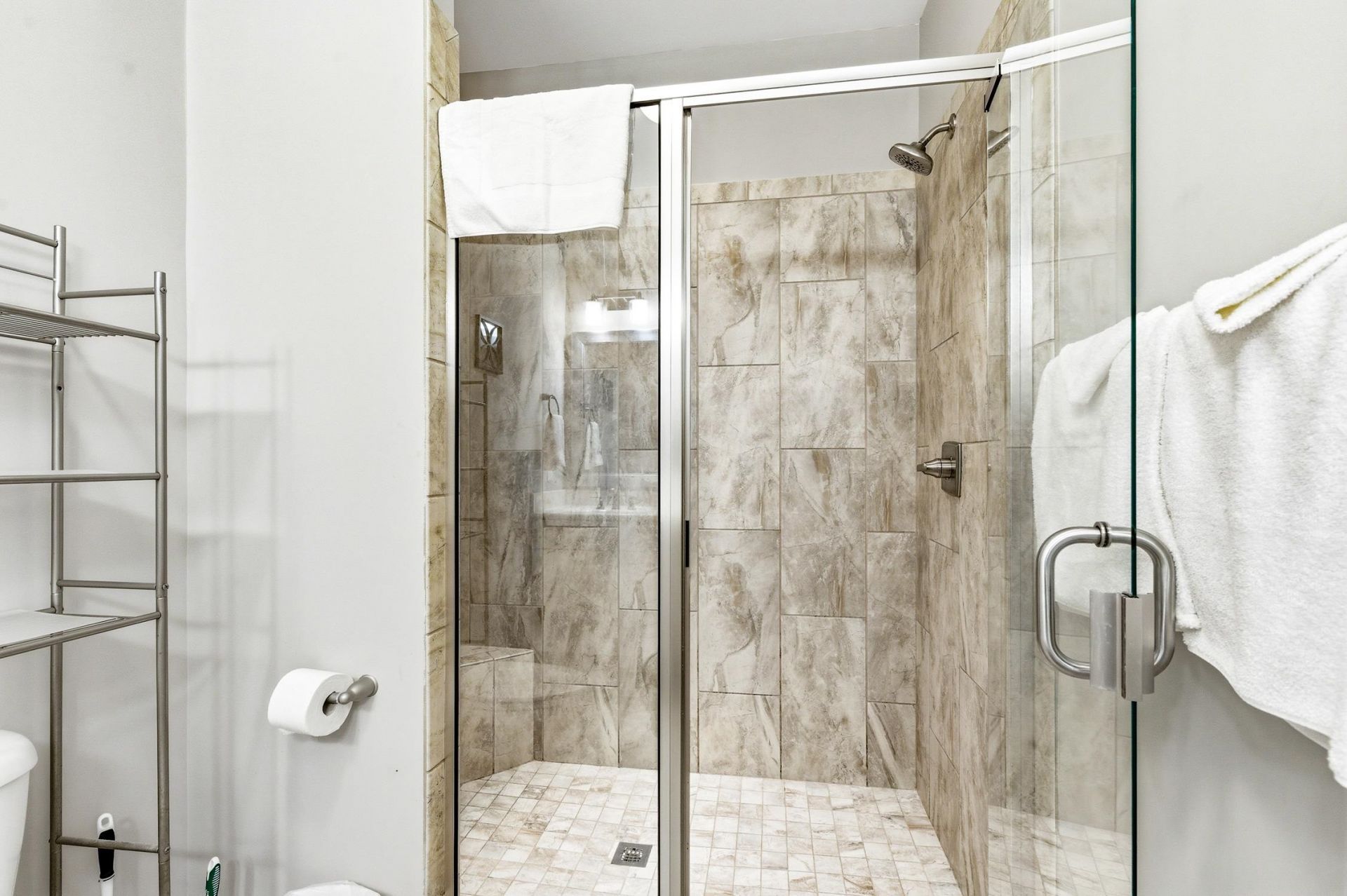 5204 Sea Coral Way Photo 21