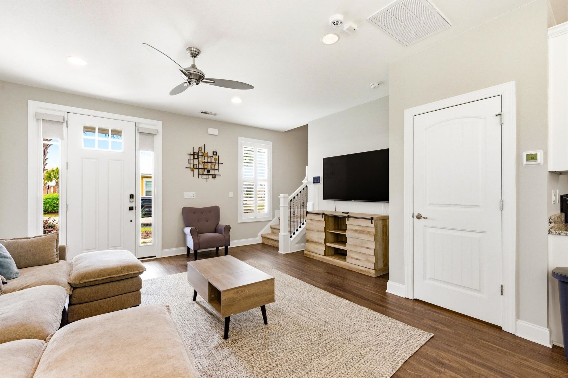 5204 Sea Coral Way Photo 7