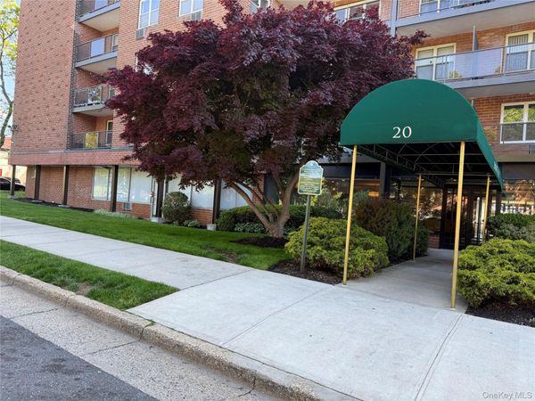 20 Wendell Street, Unit 34E, Hempstead, NY 11550