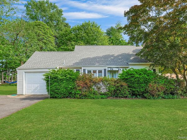 31 Townline Road, Pearl River, NY 10965