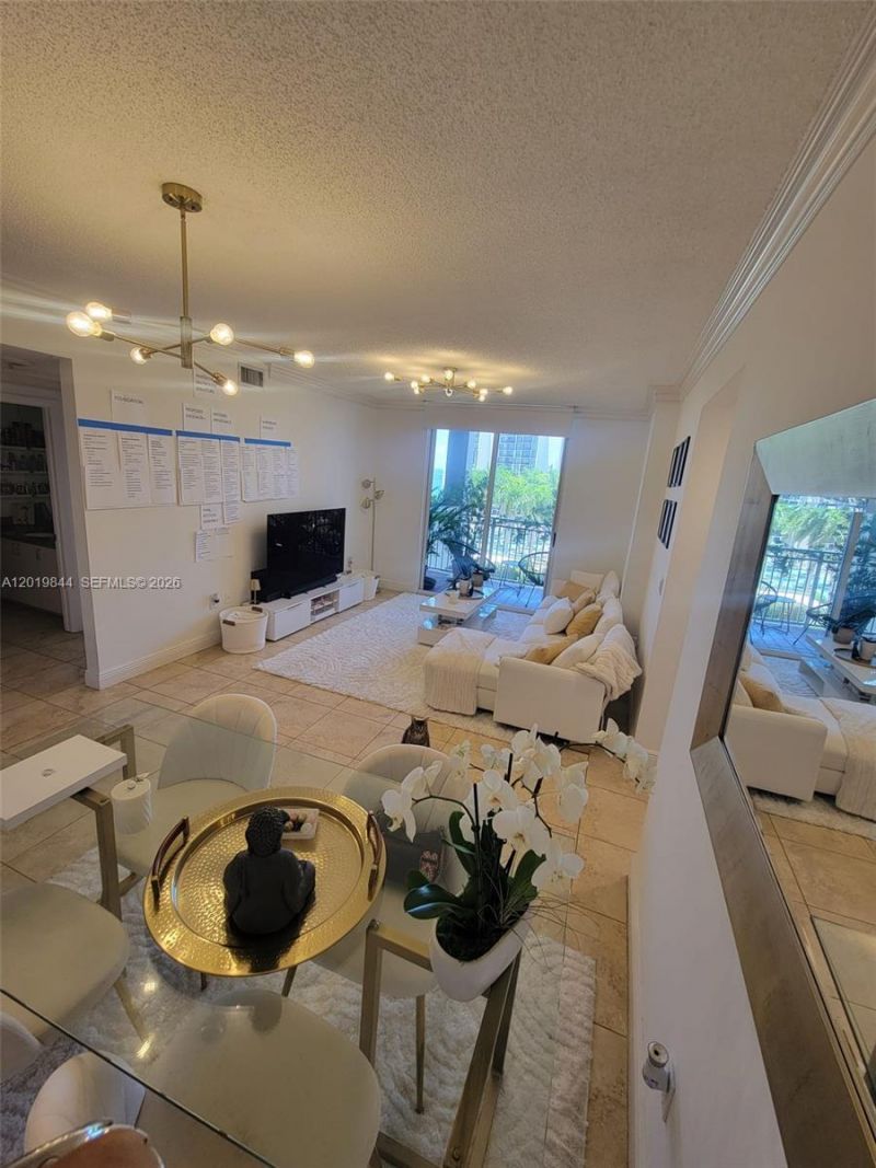 185 SE 14th Ter, Unit 1105, Miami, FL 33131 Photo