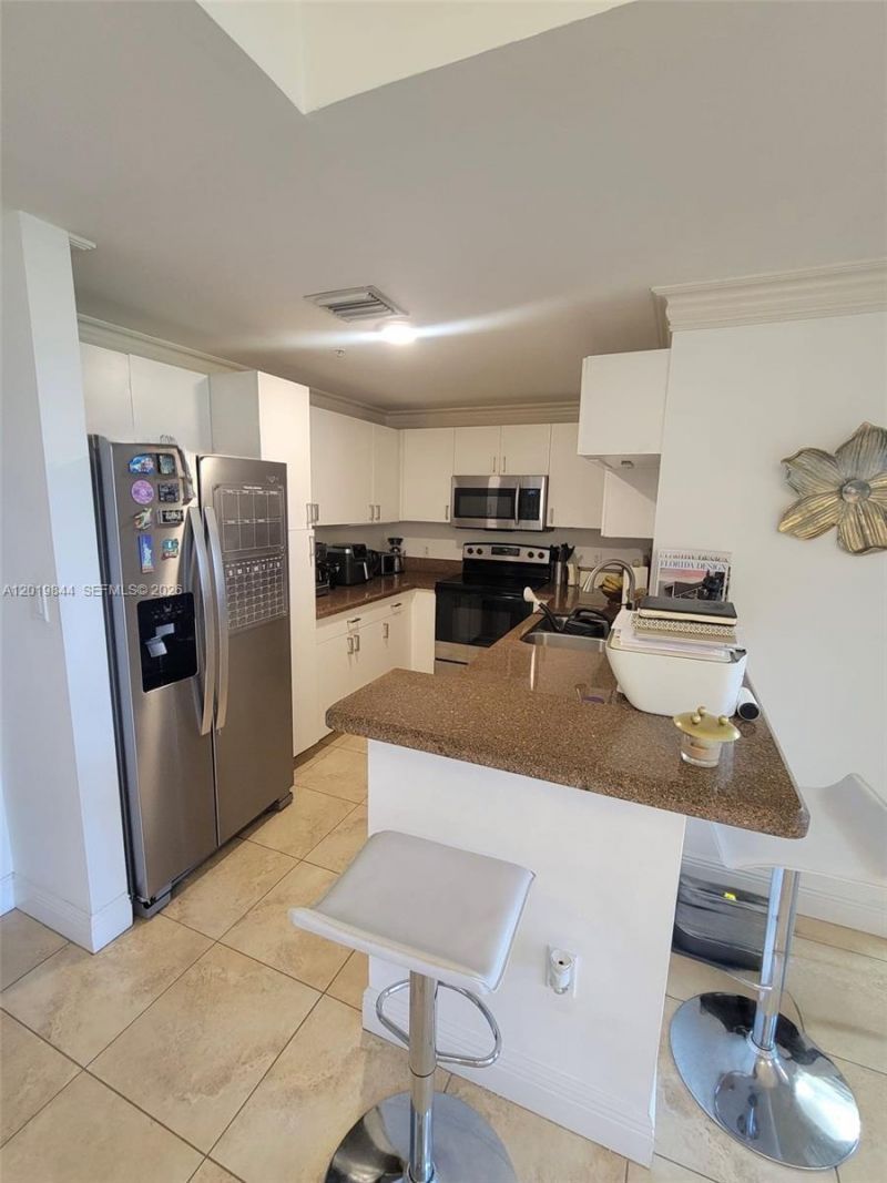 185 SE 14th Ter, Unit 1105, Miami, FL 33131 Photo