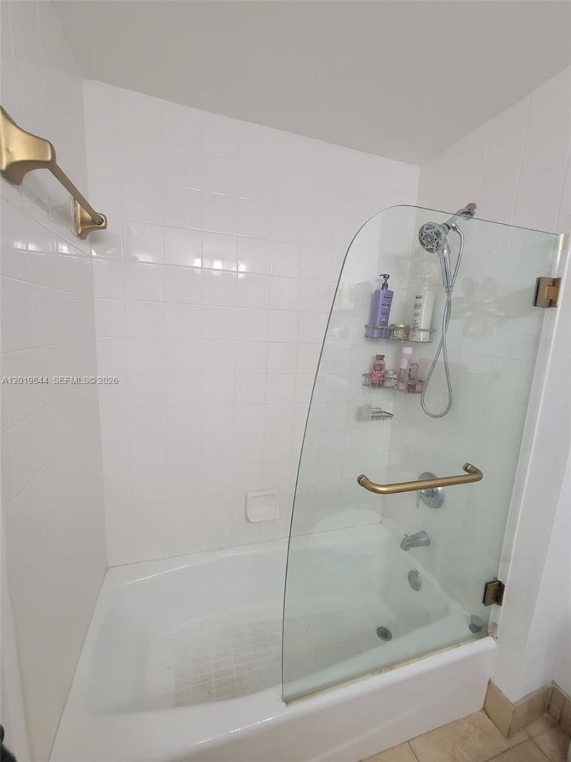 185 SE 14th Ter, Unit 1105, Miami, FL 33131 Photo