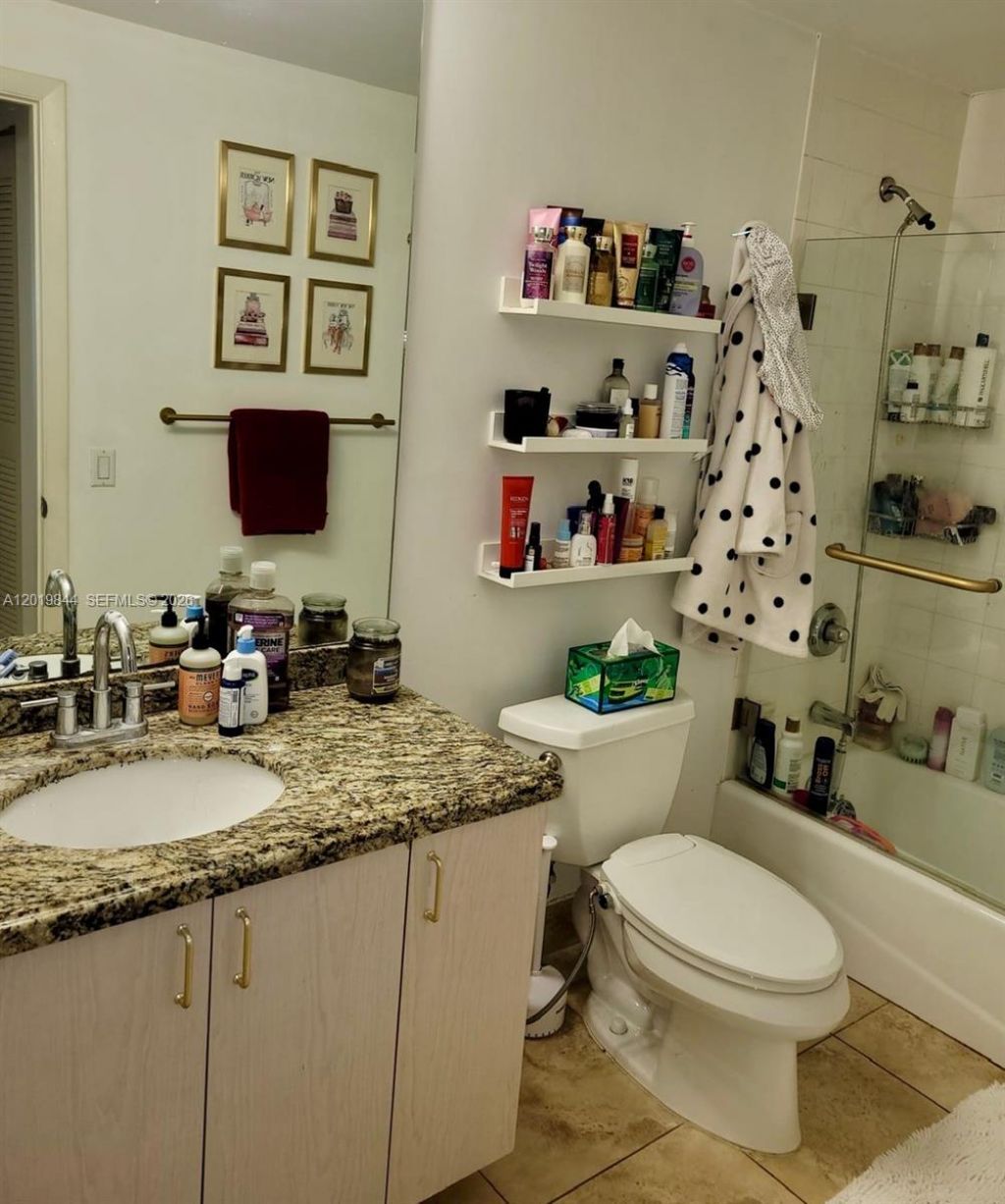 185 SE 14th Ter, Unit 1105, Miami, FL 33131 Photo