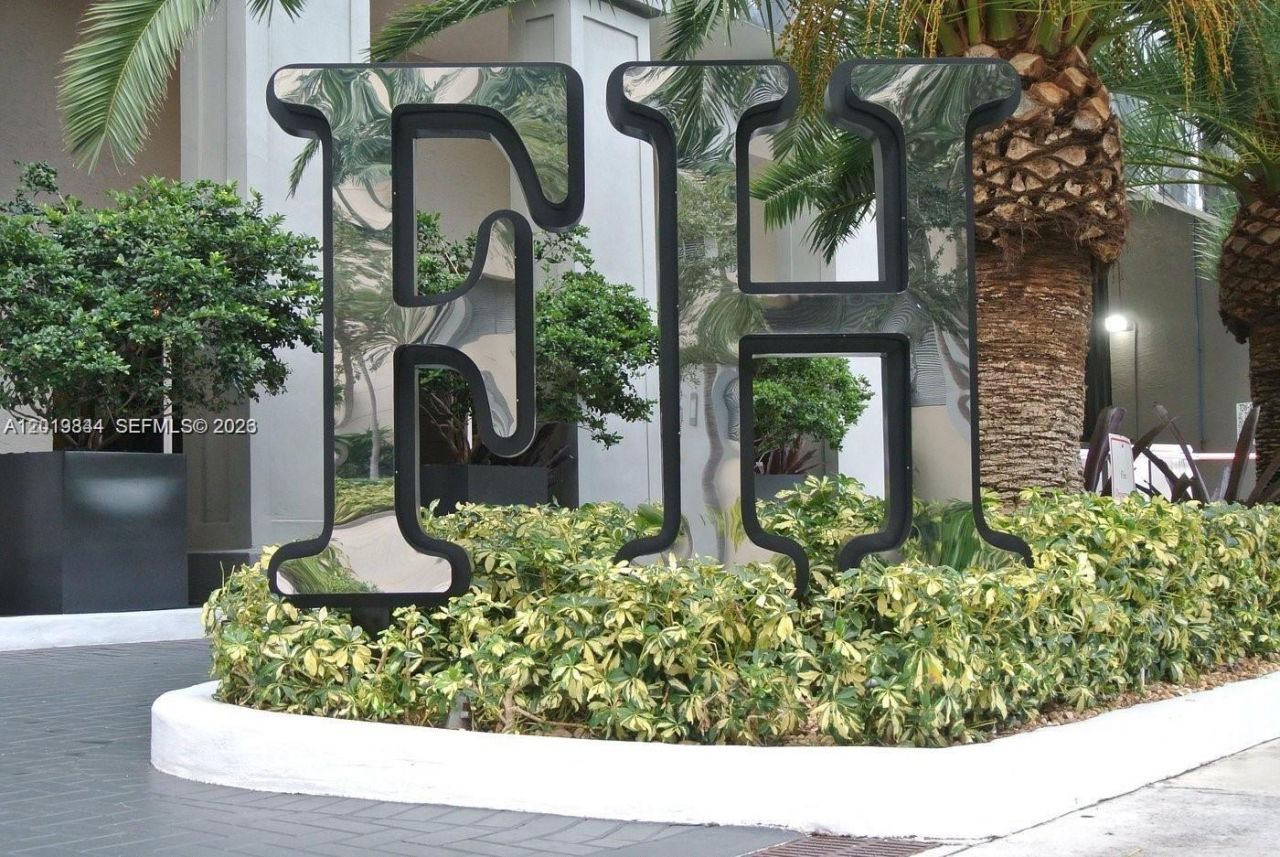 185 SE 14th Ter , Unit 1105, Miami, FL 33131 Photo