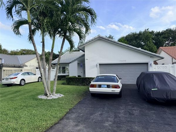 11640 NW 23rd St , Coral Springs, FL 33065