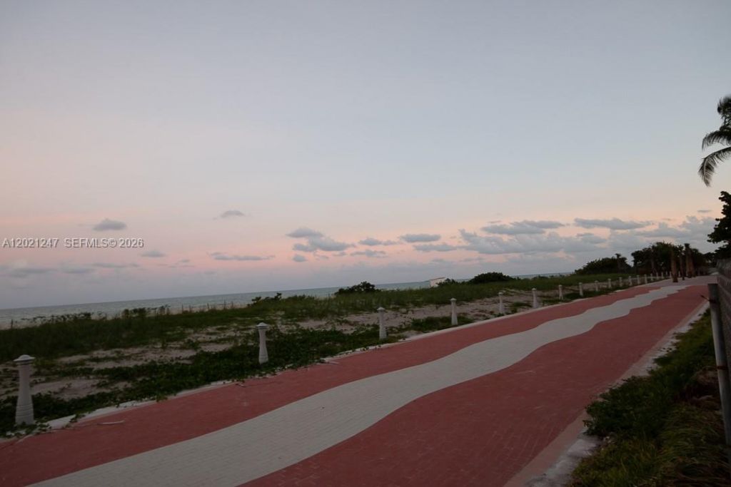 5757 Collins Ave , Unit 703, Miami Beach, FL 33140 Photo