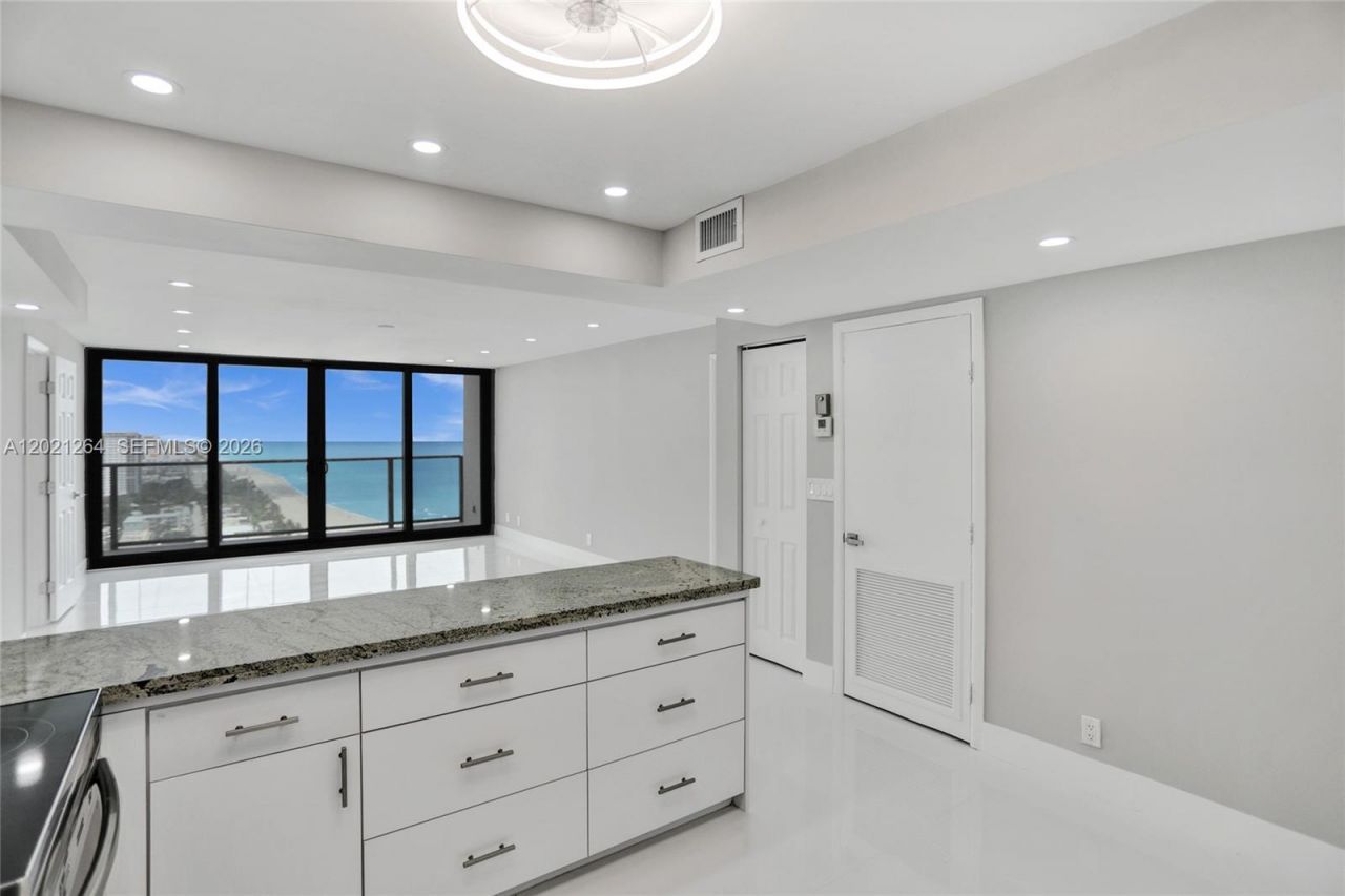 2301 S Ocean Dr , Unit 2404, Hollywood, FL 33019 Photo