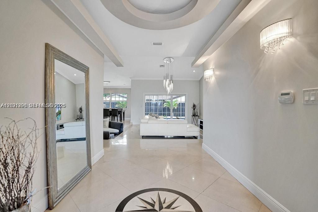 2001 NE 214th St , Unit 2001, Miami, FL 33179 Photo